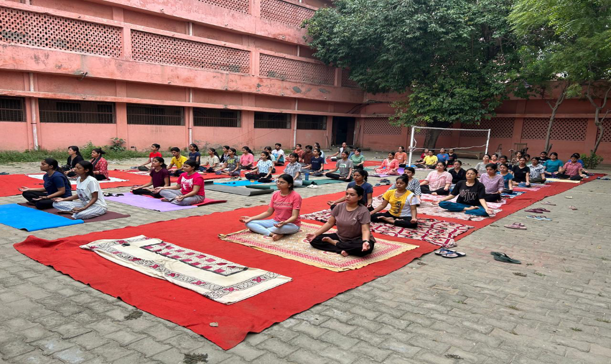 Yoga Shivir  at Nursing College, LLRM Medical College Meerut