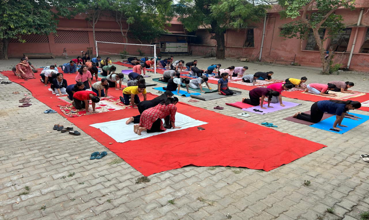 Yoga Shivir  at Nursing College, LLRM Medical College Meerut
