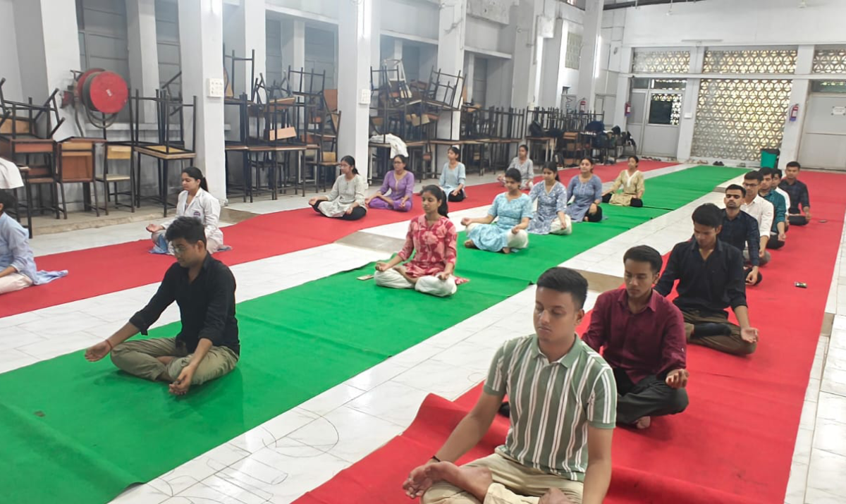 Yogis Shivir at LLRM Medical College Meerut