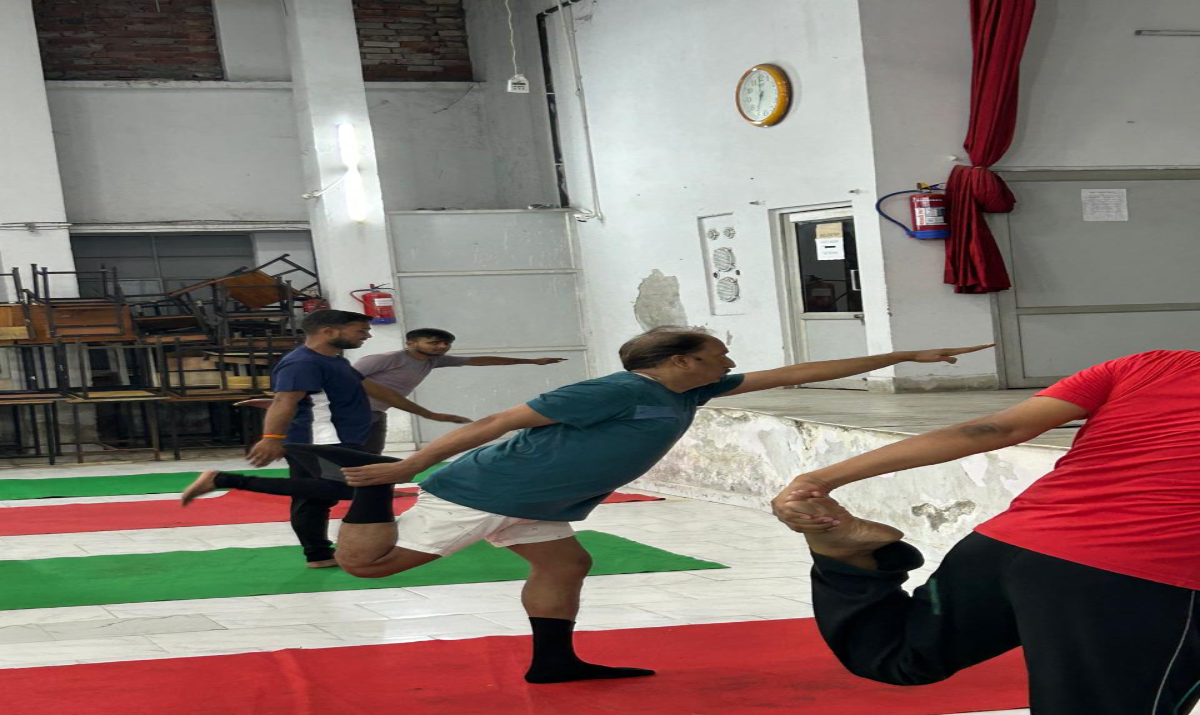 Yogis Shivir at LLRM Medical College Meerut