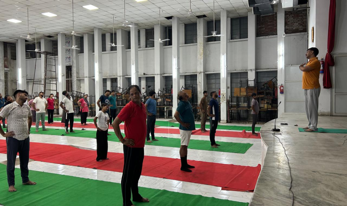 Yogis Shivir at LLRM Medical College Meerut