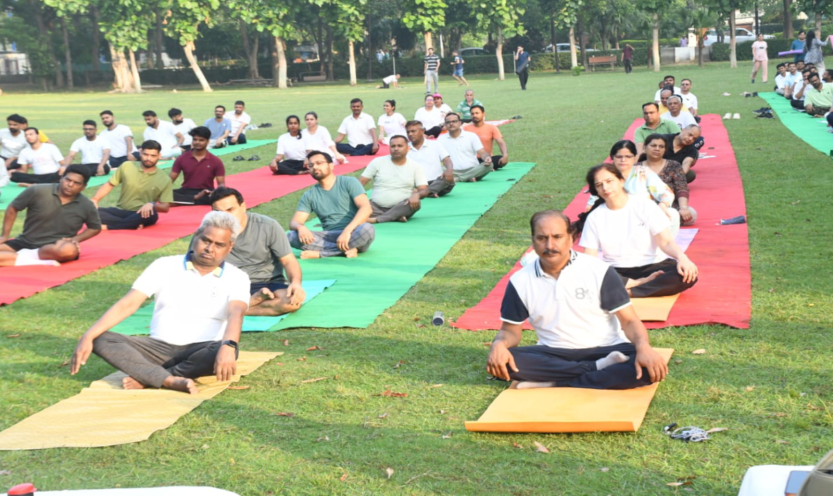 Yogis Shivir at LLRM Medical College Meerut