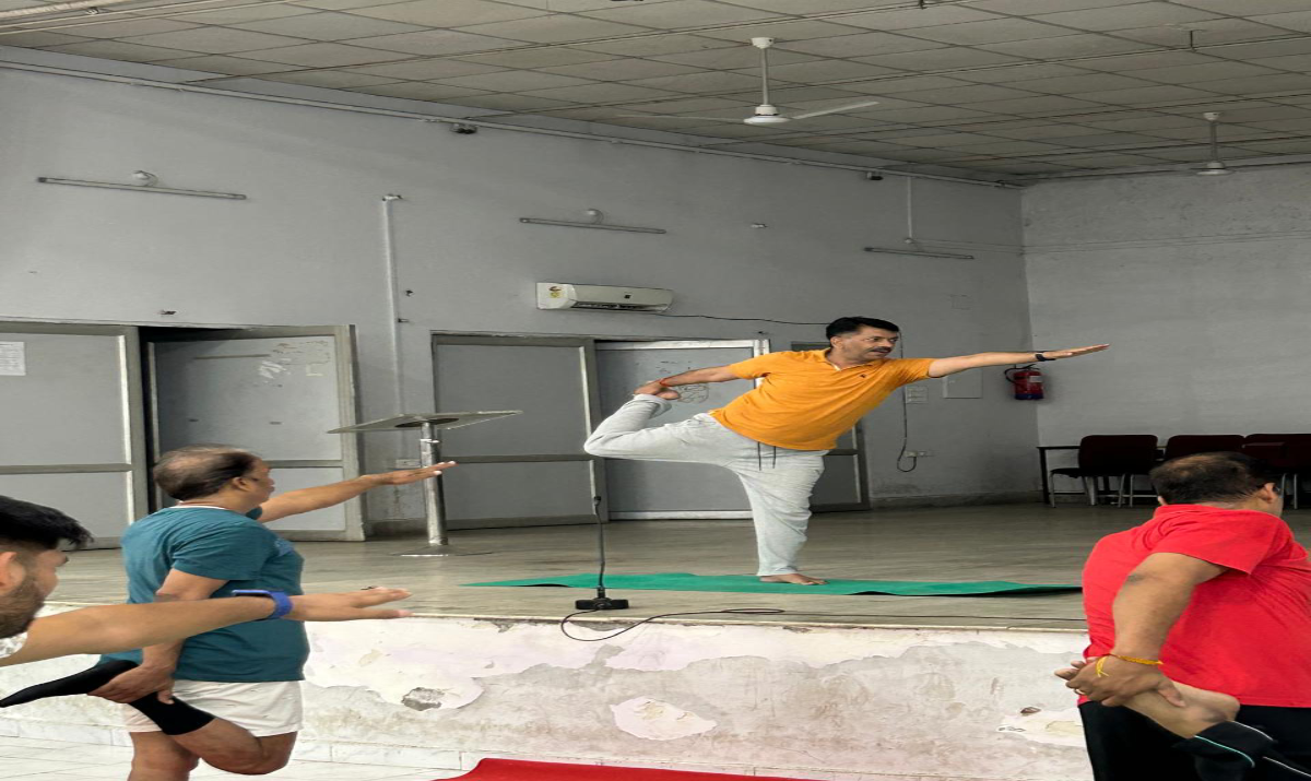 Yogis Shivir at LLRM Medical College Meerut