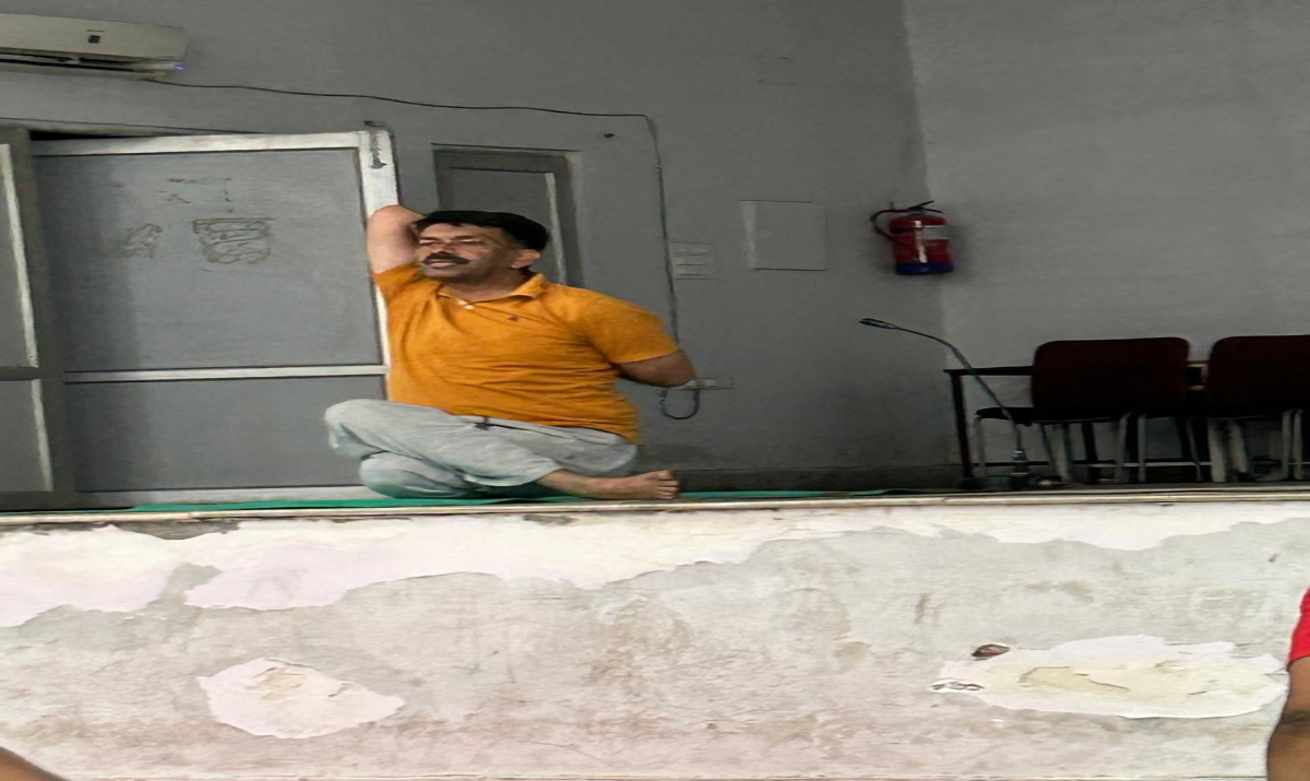 Yogis Shivir at LLRM Medical College Meerut